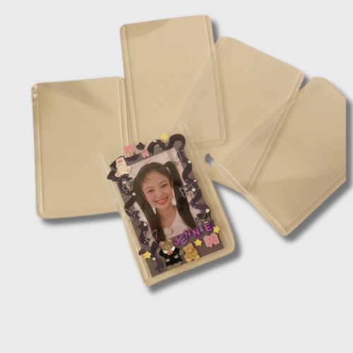 Set of plastic photocard protectors