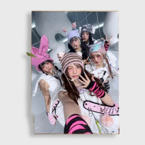 KPOP Group New Jeans Poster