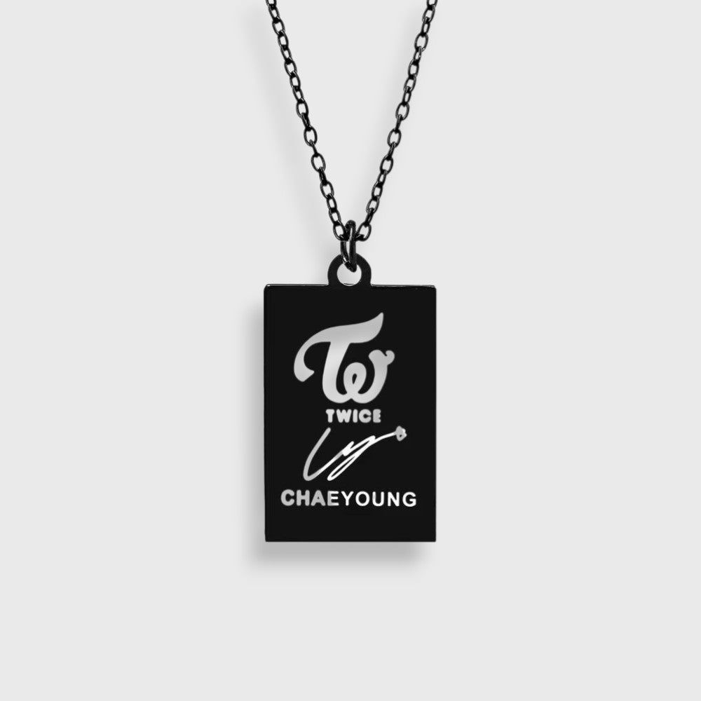 Black Necklace Twice - Chaeyoung