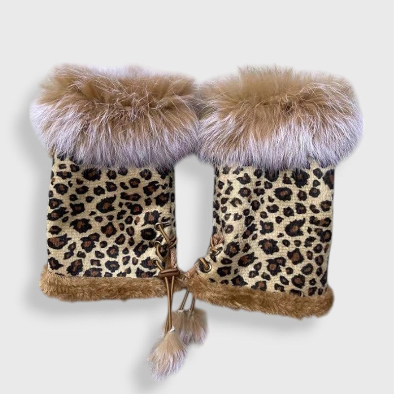 Korean Style Leopard Mittens